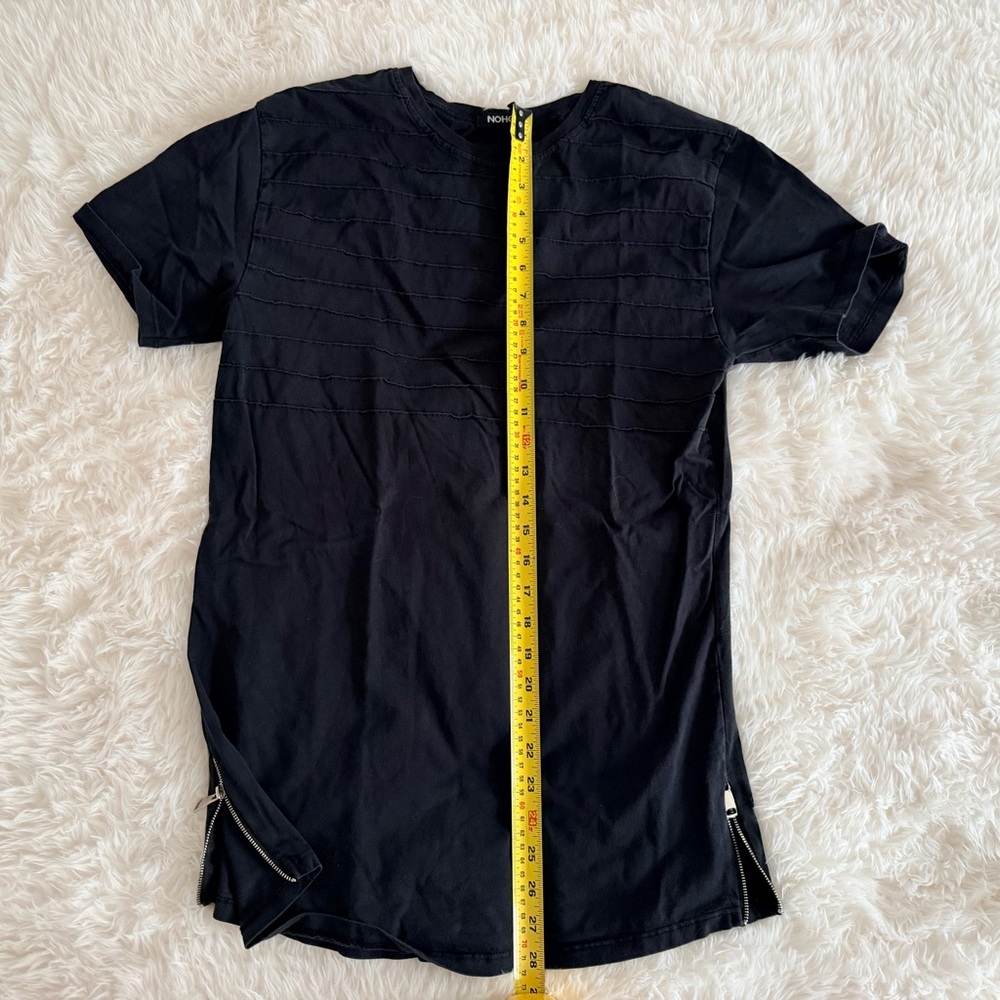 Nohow Modern Black T-Shirt - Picture 5 of 7